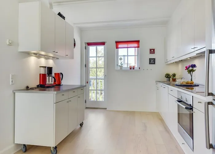 Joar - 5m To The Fjord By Interhome